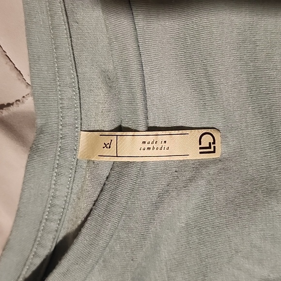 LLD, Light Blue crop top, Size XL - Picture 3 of 4